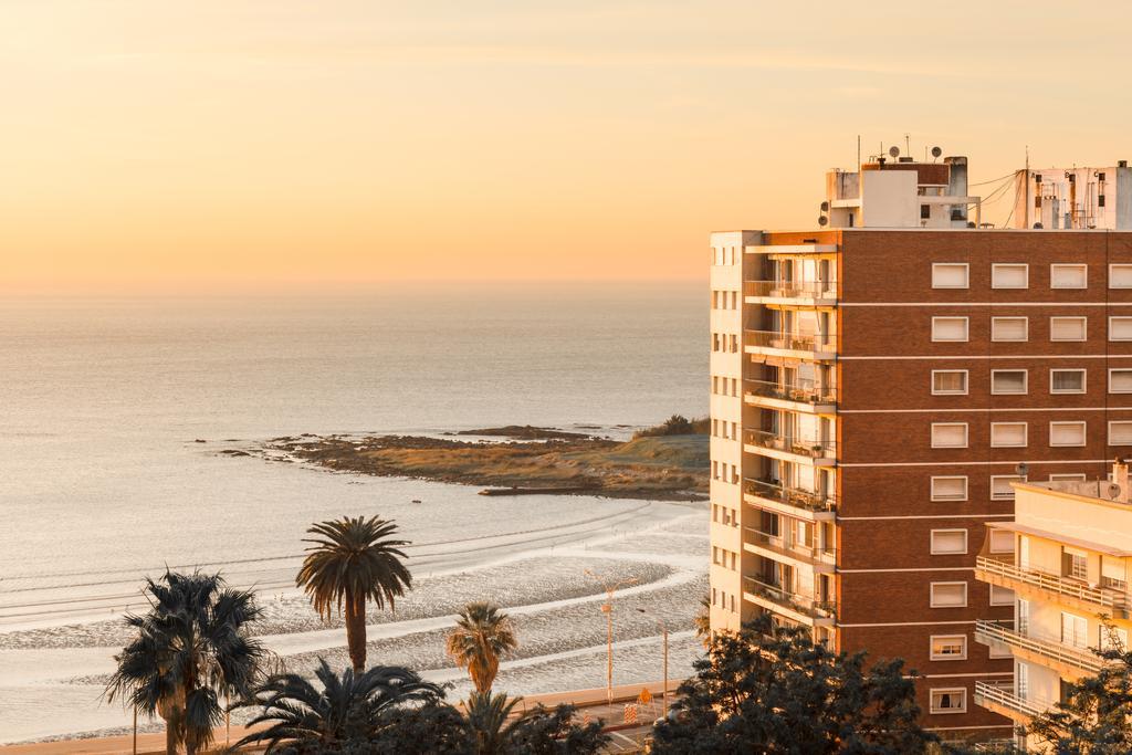 Palm Beach Plaza Hotel Montevideo Exterior photo